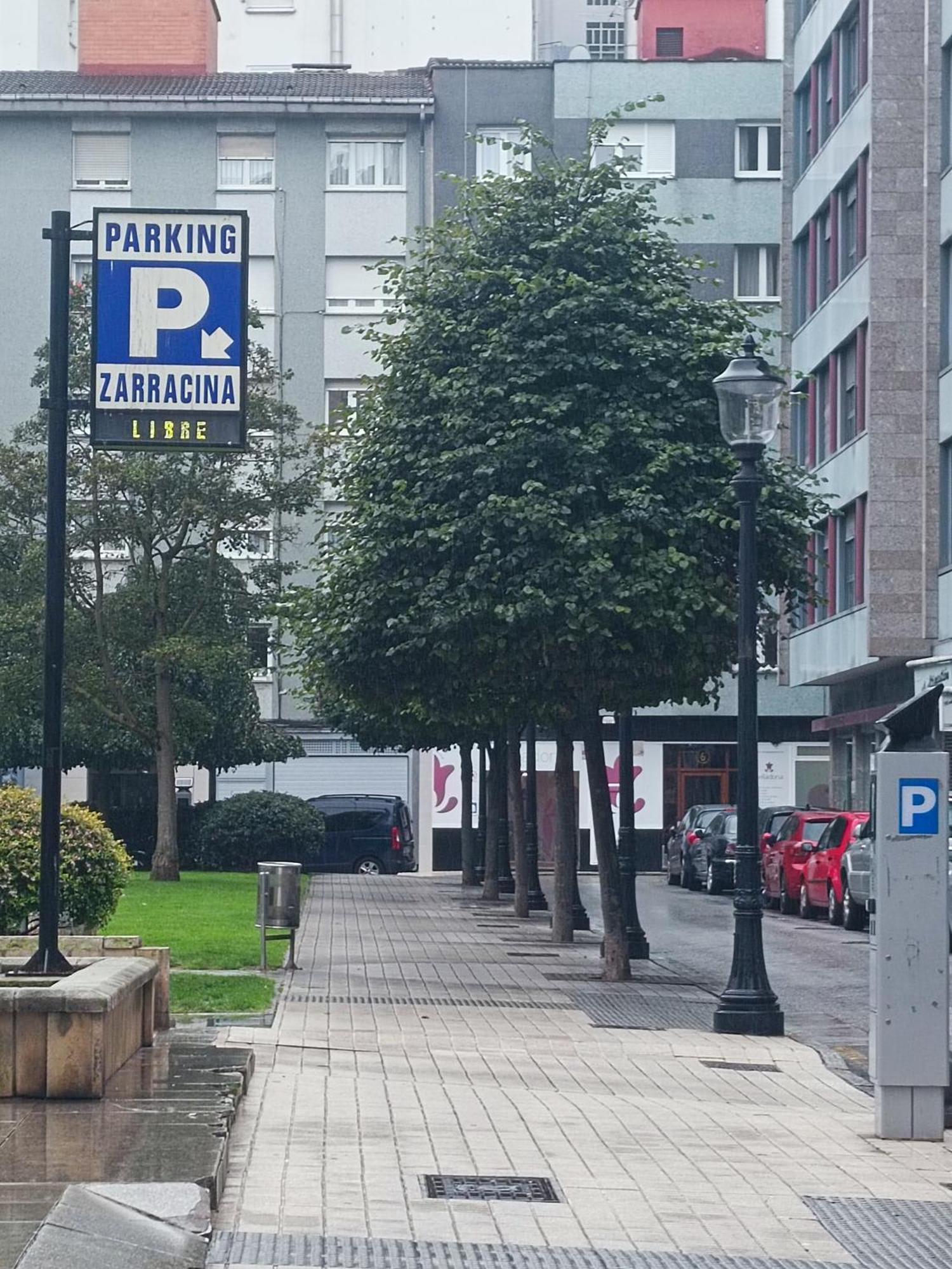 Como Una Casa De Campo En La Ciudad, Con Patio -Parking Gratis Gijón Dış mekan fotoğraf